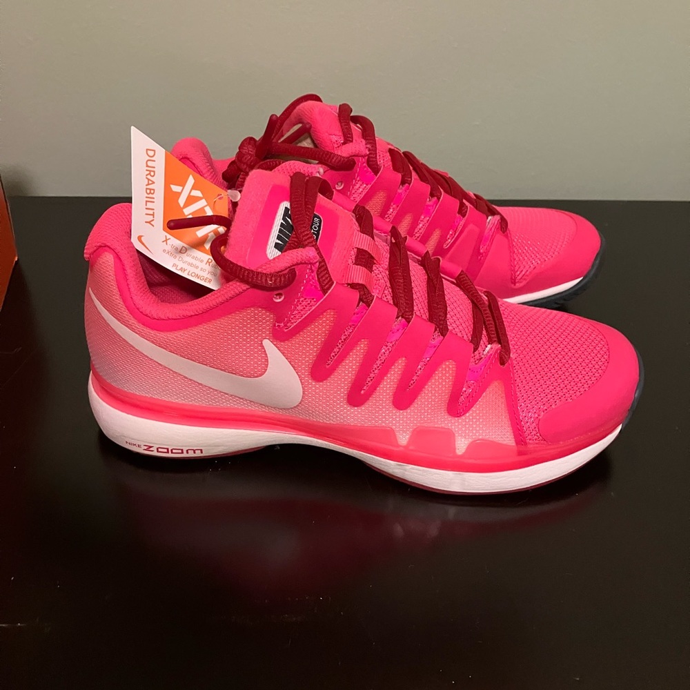 Women’s Nike Zoom Vapor 9.5 Tour Hyper Pink - Size 7 - New With Tags/Box